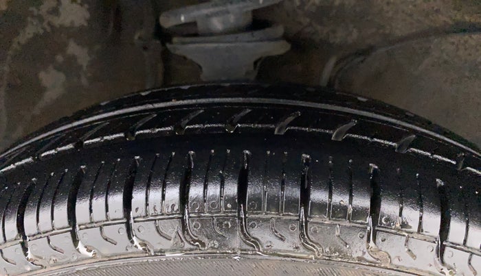 2020 Maruti Alto VXI PLUS, Petrol, Manual, 66,938 km, Right Front Tyre Tread
