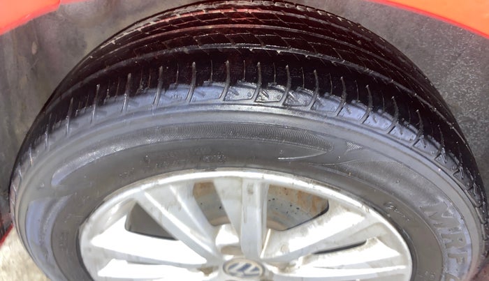 2012 Volkswagen Polo HIGHLINE1.2L, Petrol, Manual, 94,426 km, Right Rear Tyre Tread