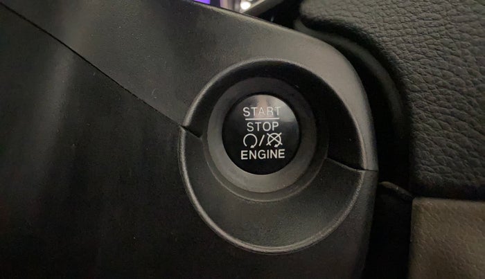 2017 Jeep Compass LIMITED 1.4 PETROL AT, Petrol, Automatic, 73,632 km, Keyless Start/ Stop Button