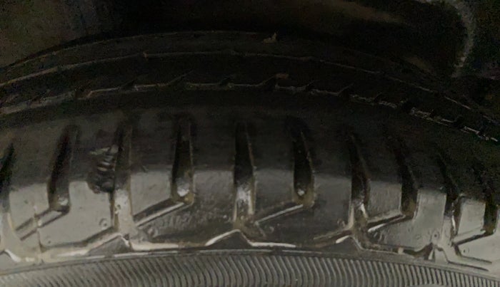 2015 Honda City 1.5L I-VTEC V MT, Petrol, Manual, 70,118 km, Right Front Tyre Tread