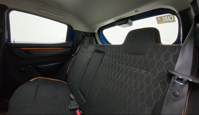 2019 Renault Kwid CLIMBER 1.0 AMT, Petrol, Automatic, 35,567 km, Right Side Rear Door Cabin