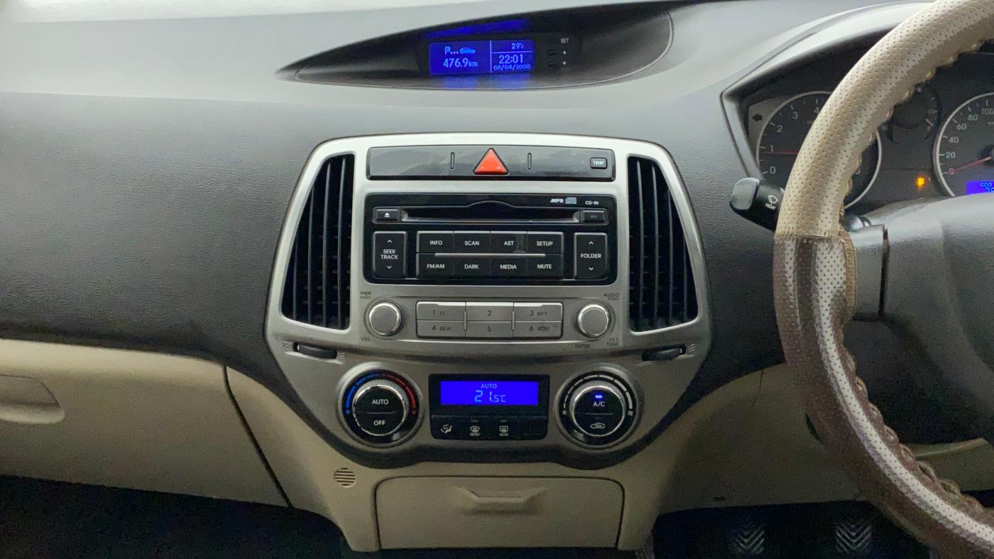 2013 Hyundai i20 MAGNA (O) 1.2, Petrol, Manual, 76,374 km, Air Conditioner
