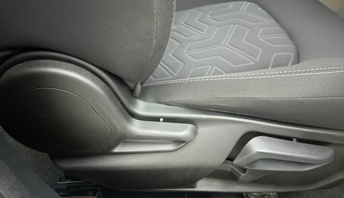 2021 Tata NEXON XZ+ SUNROOF 1.5 RTQ, Diesel, Manual, 20,646 km, Driver Side Adjustment Panel