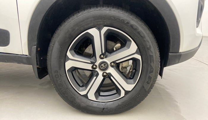 2021 Tata NEXON XZ+ SUNROOF 1.5 RTQ, Diesel, Manual, 20,646 km, Right Front Wheel