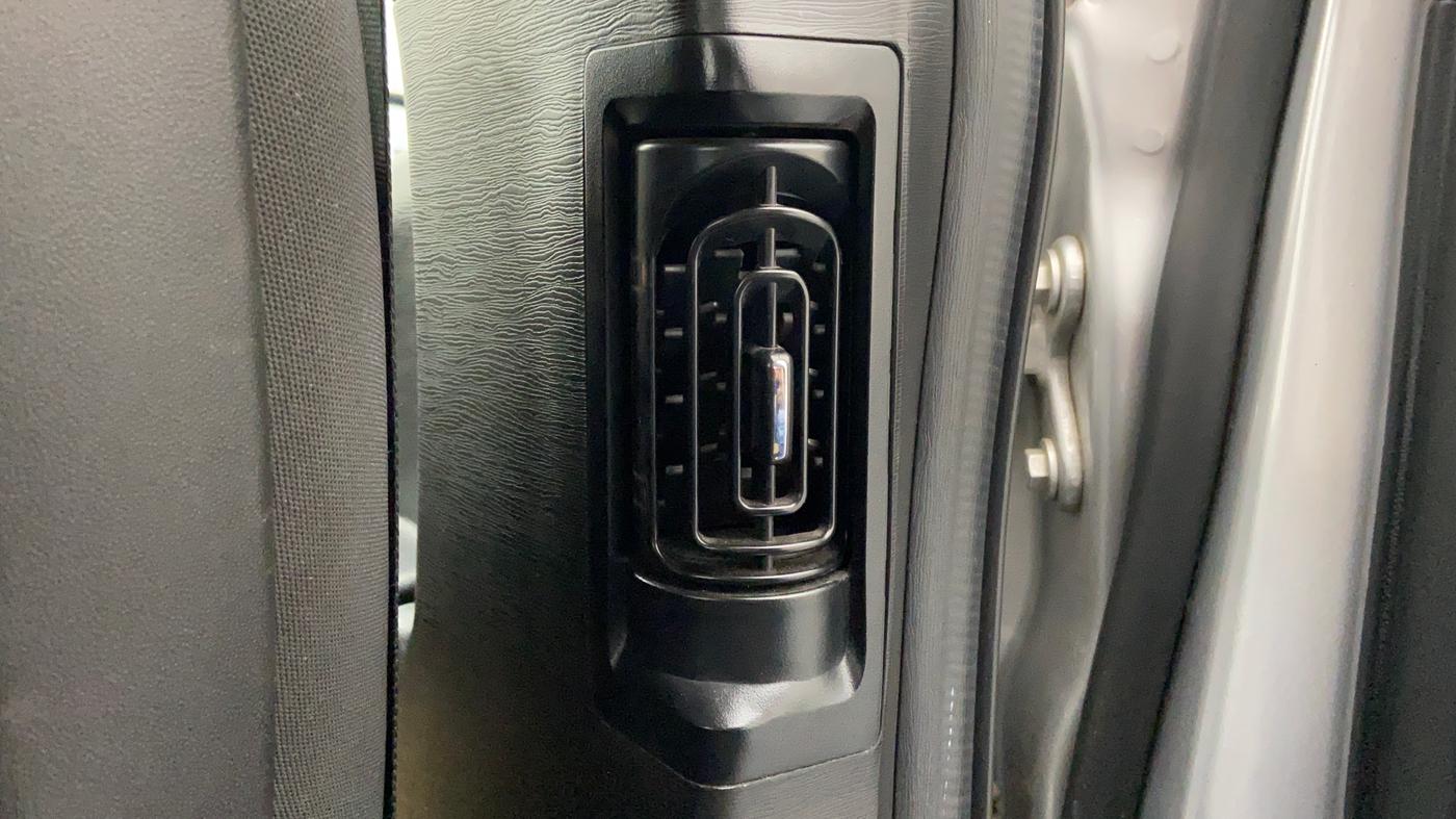2018 Mahindra XUV500 W7 FWD, Diesel, Manual, 68,134 km, Rear AC Vents