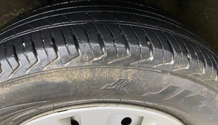 2022 Maruti New Wagon-R LXI CNG (O) 1.0, CNG, Manual, 68,657 km, Left Front Tyre Tread