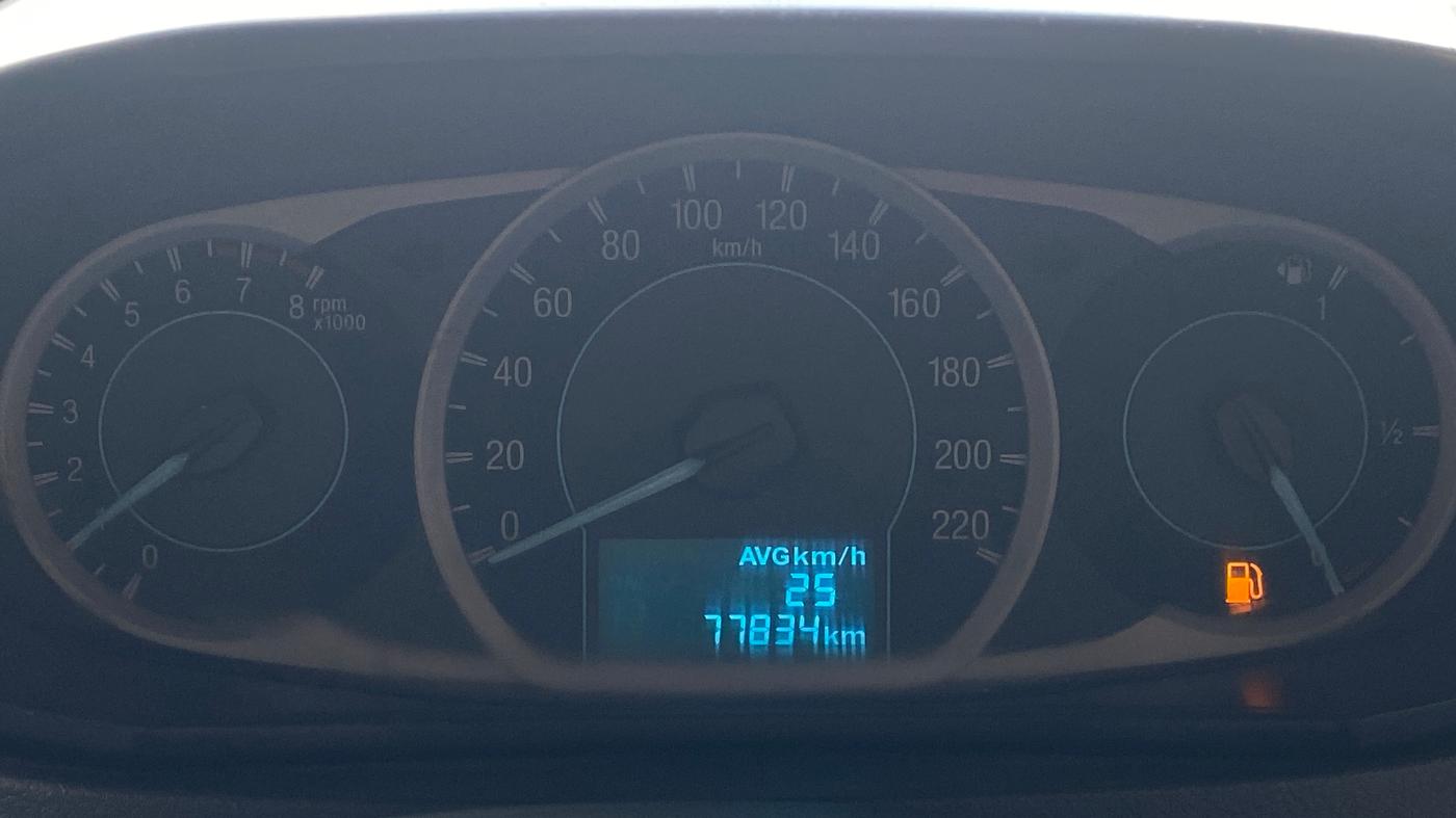2017 Ford New Figo TITANIUM 1.2 PETROL MT, Petrol, Manual, 77,796 km, Odometer Image