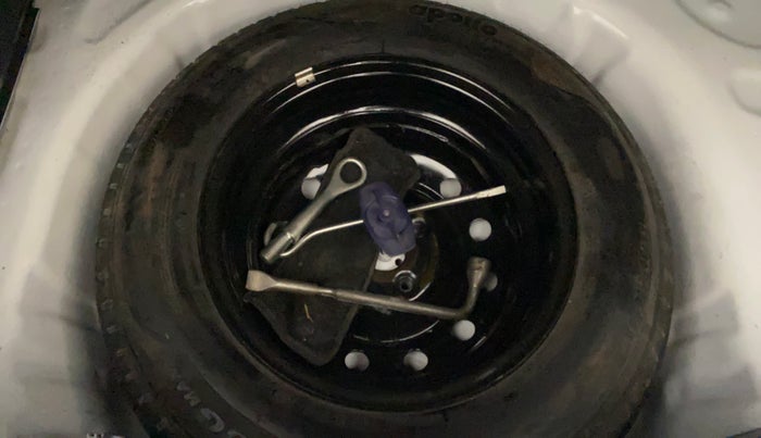 2019 Maruti Swift VXI AMT, Petrol, Automatic, 82,246 km, Spare Tyre