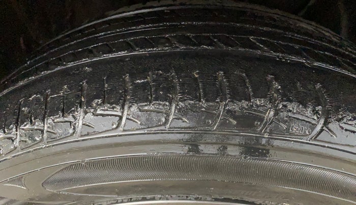 2018 Hyundai Elite i20 ASTA 1.2, Petrol, Manual, 39,250 km, Right Front Tyre Tread