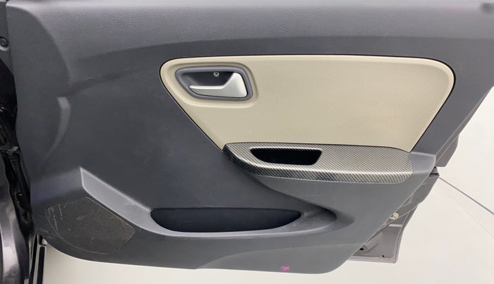2016 Maruti Alto K10 VXI, Petrol, Manual, 81,210 km, Driver Side Door Panels Control