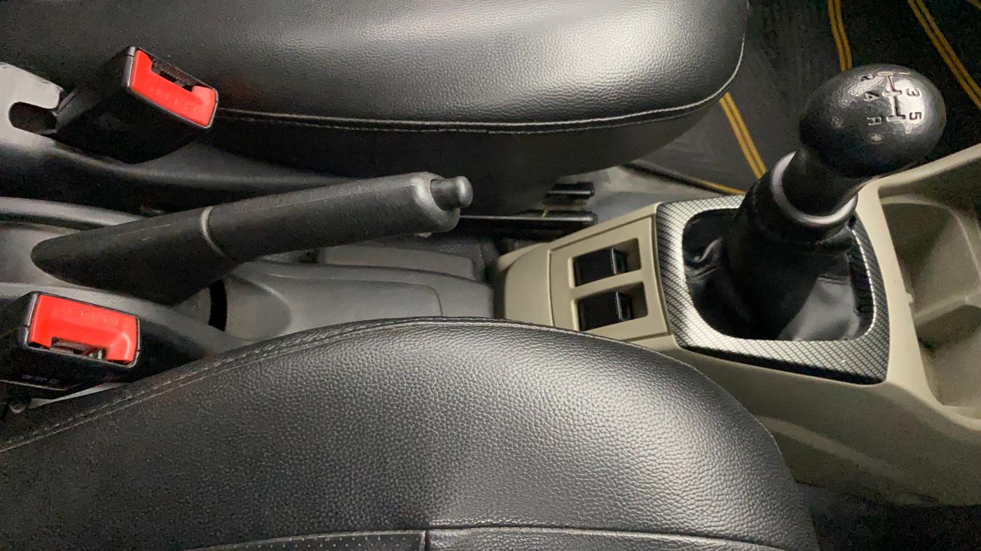 2016 Maruti Alto K10 VXI, Petrol, Manual, 81,210 km, Gear Lever