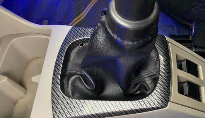 2016 Maruti Alto K10 VXI, Petrol, Manual, 81,210 km, Gear lever - Boot cover slightly torn