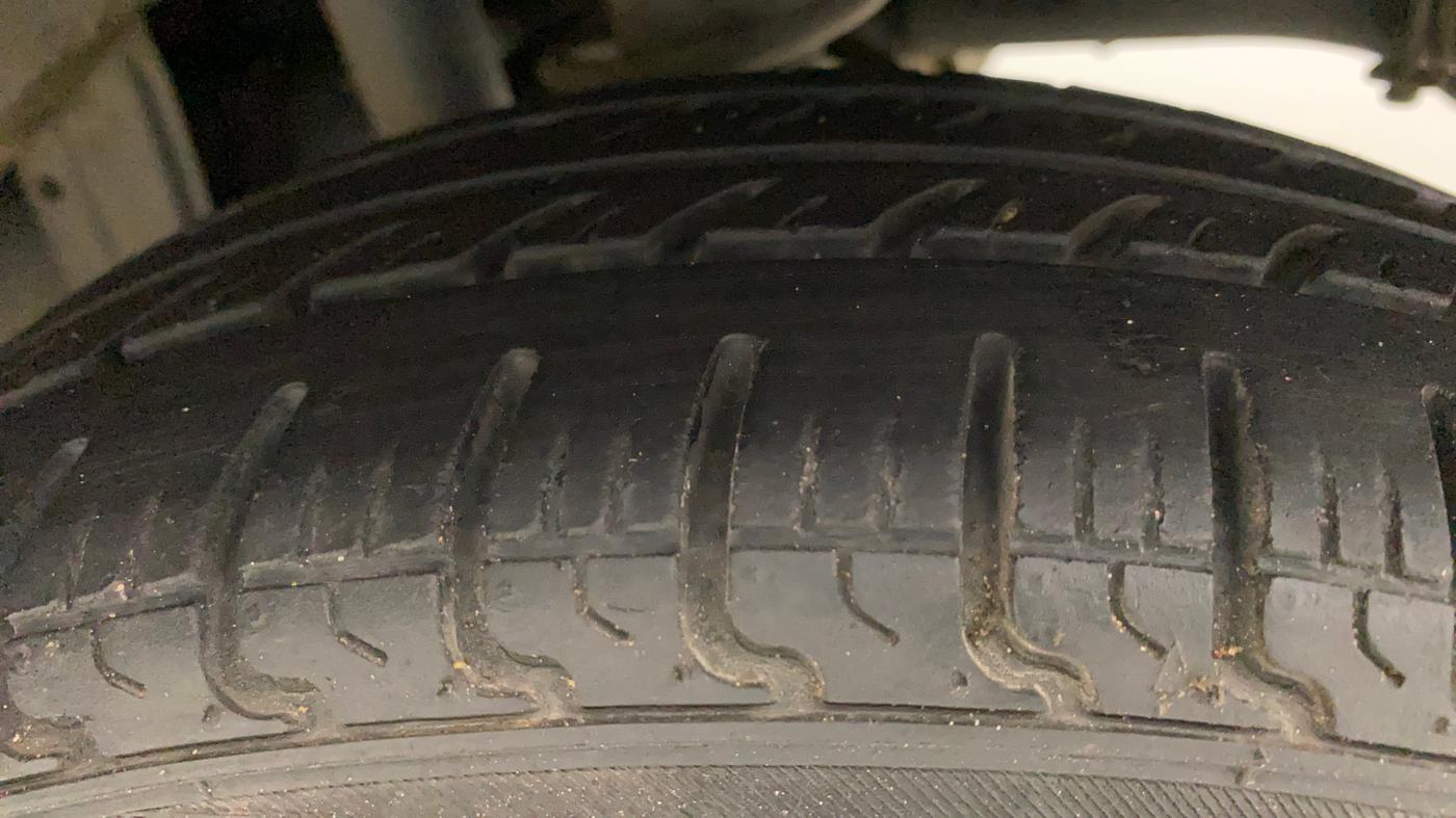 2016 Maruti Alto K10 VXI, Petrol, Manual, 81,210 km, Left Rear Tyre Tread