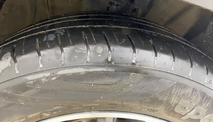 2024 Hyundai Creta SX TECH 1.5 PETROL iVT, Petrol, Automatic, 23,148 km, Right Front Tyre Tread