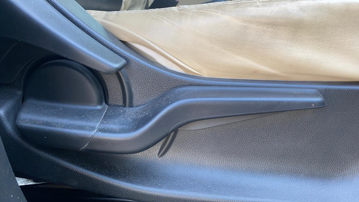 2022 Honda Amaze 1.2L I-VTEC VX, Petrol, Manual, 34,241 km, Driver Side Adjustment Panel