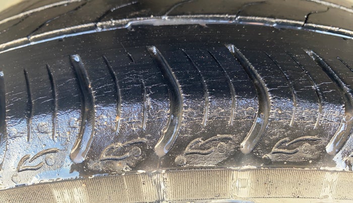 2022 Honda Amaze 1.2L I-VTEC VX, Petrol, Manual, 34,195 km, Right Rear Tyre Tread