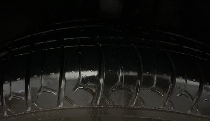 2021 Tata ALTROZ XE PETROL, Petrol, Manual, 38,819 km, Left Front Tyre Tread