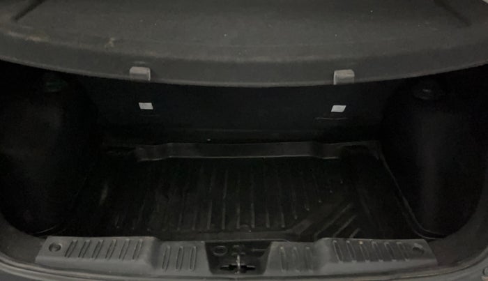 2021 Tata ALTROZ XE PETROL, Petrol, Manual, 38,819 km, Boot Inside