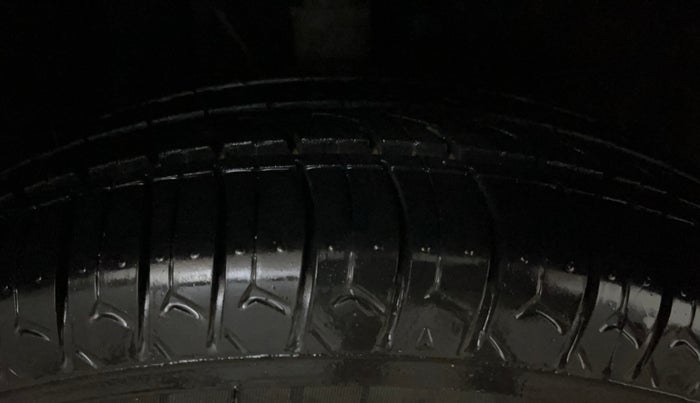 2021 Tata ALTROZ XE PETROL, Petrol, Manual, 38,819 km, Right Front Tyre Tread