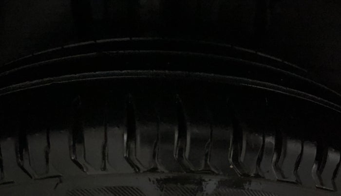 2021 Tata ALTROZ XE PETROL, Petrol, Manual, 38,819 km, Right Rear Tyre Tread