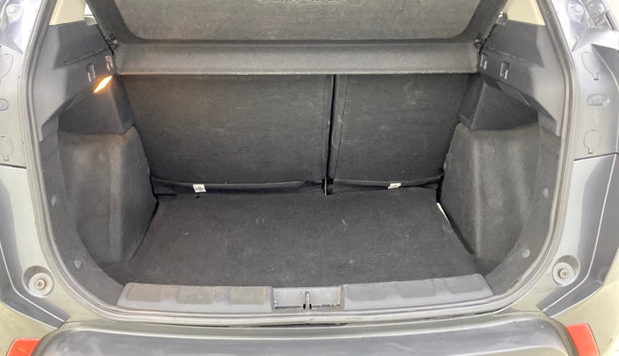 2019 Tata NEXON XZA PLUS PETROL, Petrol, Automatic, 73,158 km, Boot Inside