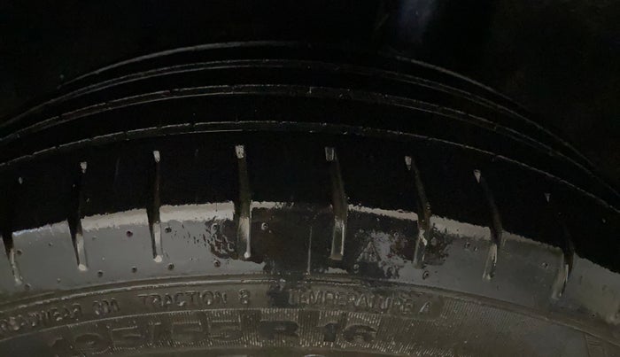 2018 Maruti Baleno DELTA PETROL 1.2, Petrol, Manual, 34,960 km, Left Rear Tyre Tread