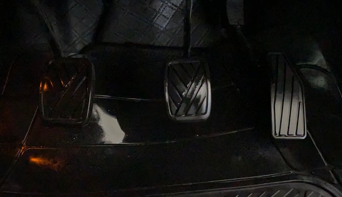 2018 Maruti Baleno DELTA PETROL 1.2, Petrol, Manual, 34,960 km, Pedals