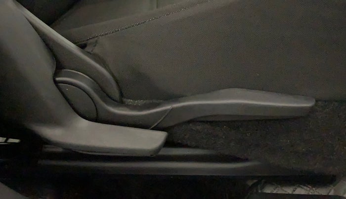 2018 Maruti Baleno DELTA PETROL 1.2, Petrol, Manual, 34,960 km, Driver Side Adjustment Panel