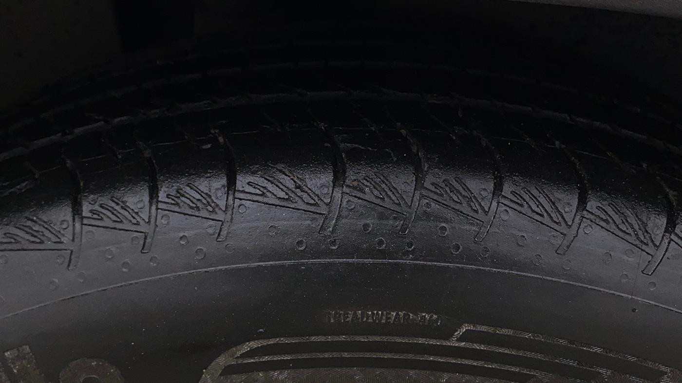 2021 Hyundai Creta SX (O) IVT 1.5 PETROL, Petrol, Automatic, 1,09,644 km, Right Rear Tyre Tread