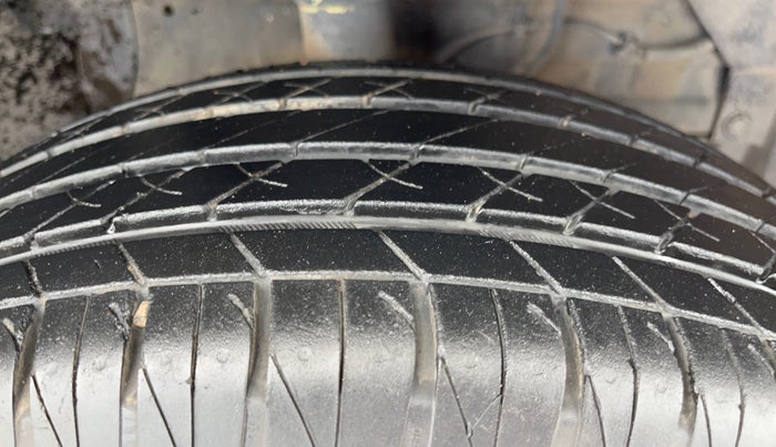 2021 Toyota URBAN CRUISER HIGH GRADE MT, Petrol, Manual, 44,607 km, Right Front Tyre Tread