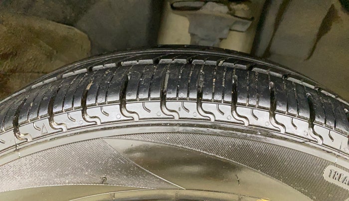 2023 Renault Kwid CLIMBER AMT 1.0, Petrol, Automatic, 20,654 km, Right Front Tyre Tread