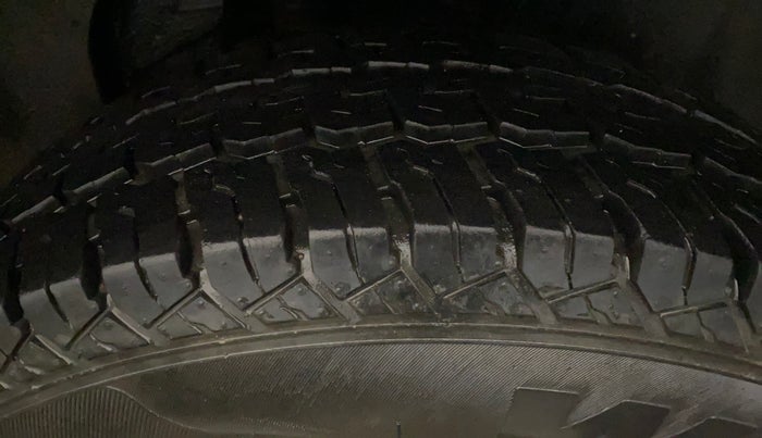 2020 Tata Harrier XE 2.0L KRYOTEC, Diesel, Manual, 92,436 km, Left Rear Tyre Tread