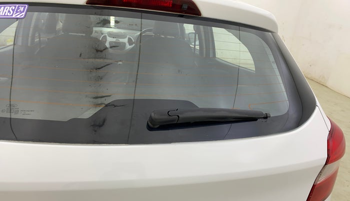 2017 Ford New Figo TITANIUM 1.2 PETROL MT, Petrol, Manual, 47,608 km, Rear Wiper