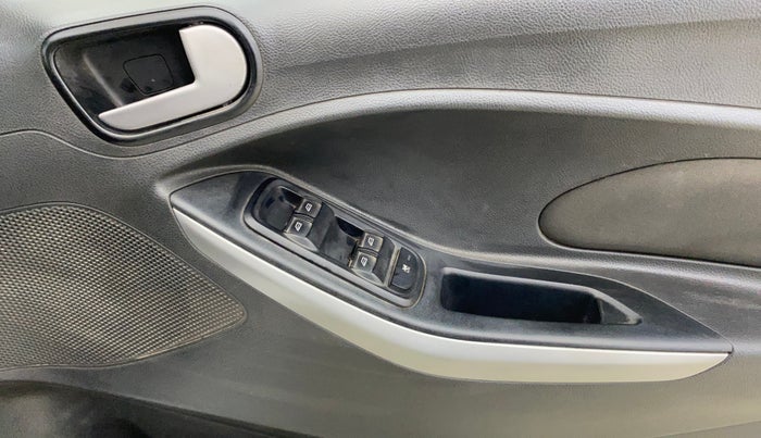 2017 Ford New Figo TITANIUM 1.2 PETROL MT, Petrol, Manual, 47,608 km, Driver Side Door Panels Control