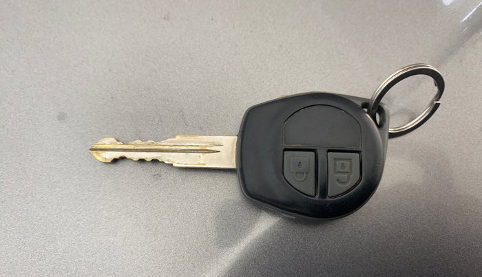 2017 Maruti Wagon R 1.0 VXI+, Petrol, Manual, 57,139 km, Key Close Up