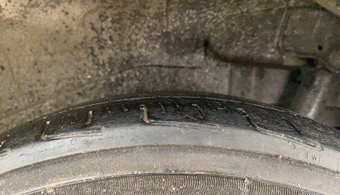 2017 Maruti Wagon R 1.0 VXI+, Petrol, Manual, 57,139 km, Left Rear Tyre Tread