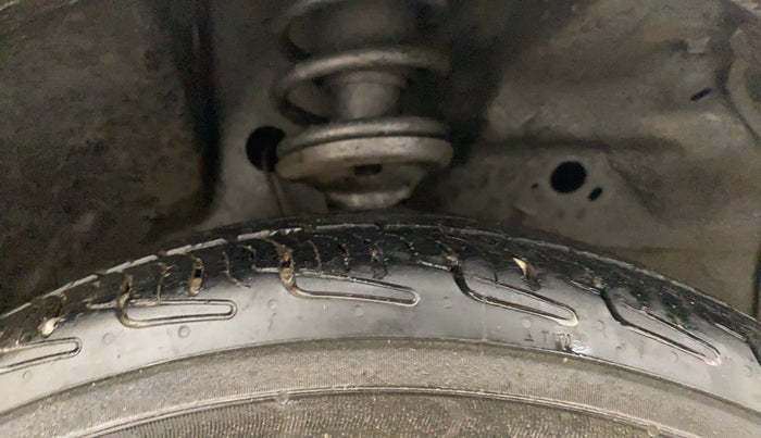 2017 Maruti Wagon R 1.0 VXI+, Petrol, Manual, 57,139 km, Right Front Tyre Tread