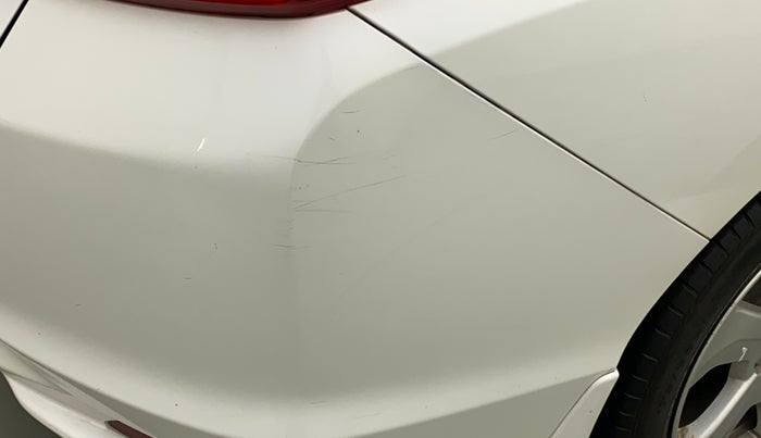 2016 Honda City 1.5L I-VTEC V MT, Petrol, Manual, 32,404 km, Rear bumper - Minor scratches