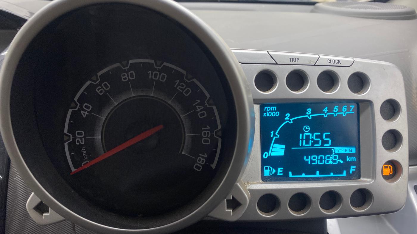 2015 Chevrolet Beat LT PETROL, Petrol, Manual, 49,068 km, Odometer Image