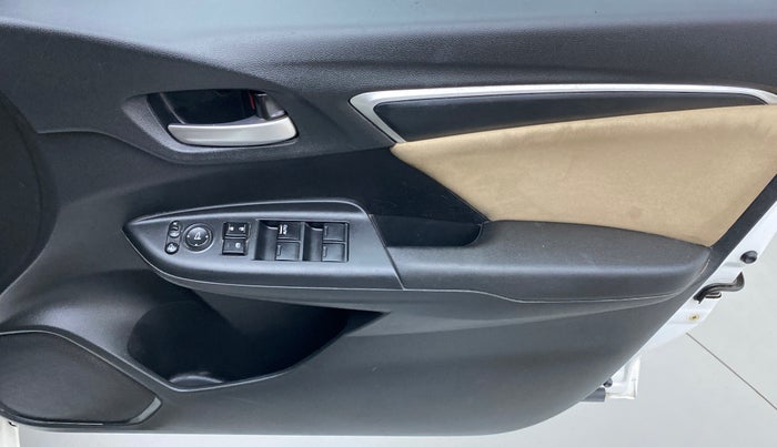 2019 Honda Jazz 1.2L I-VTEC VX CVT, Petrol, Automatic, 63,460 km, Driver Side Door Panels Control