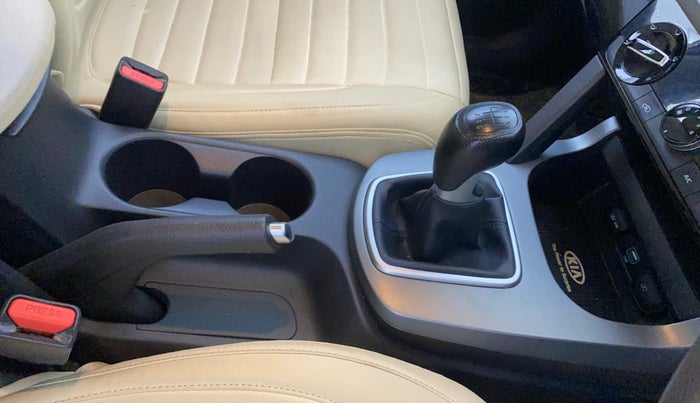 2020 KIA SELTOS HTK 1.5 PETROL, Petrol, Manual, 74,094 km, Gear Lever