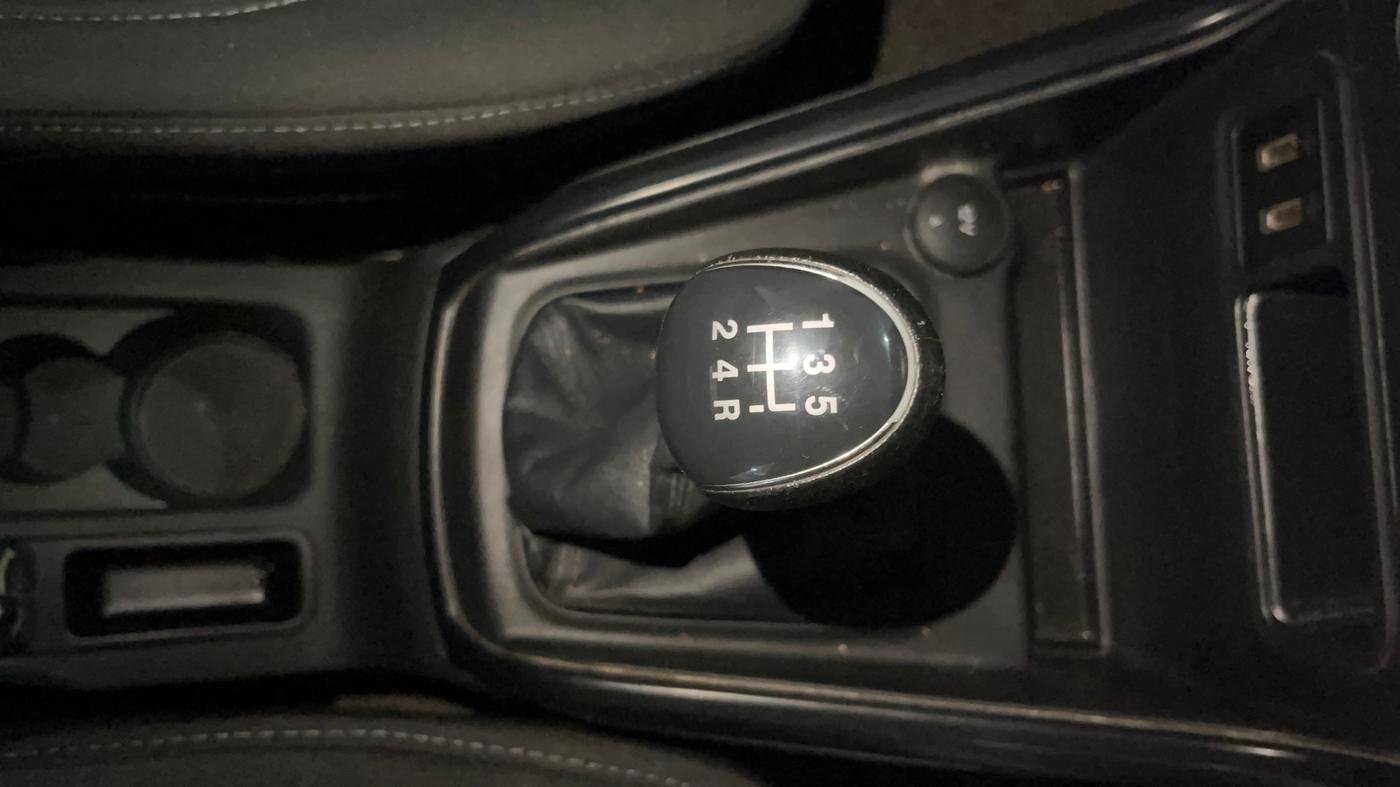 2018 Ford Ecosport TREND+ 1.5L DIESEL, Diesel, Manual, 77,342 km, Gear Lever
