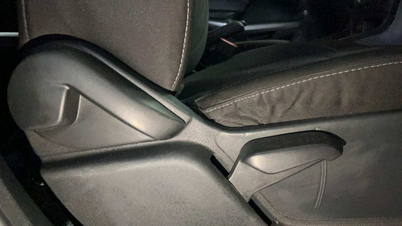 2018 Ford Ecosport TREND+ 1.5L DIESEL, Diesel, Manual, 77,342 km, Driver Side Adjustment Panel