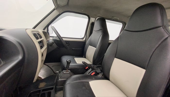 2020 Maruti Eeco 5 STR WITH A/C+HTR, Petrol, Manual, 95,338 km, Right Side Front Door Cabin