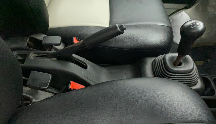 2020 Maruti Eeco 5 STR WITH A/C+HTR, Petrol, Manual, 95,338 km, Gear Lever