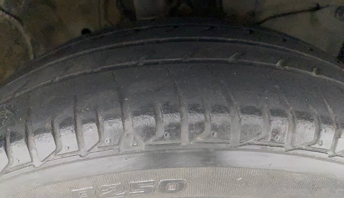 2020 Honda City 1.5L I-VTEC V MT, Petrol, Manual, 41,211 km, Right Front Tyre Tread