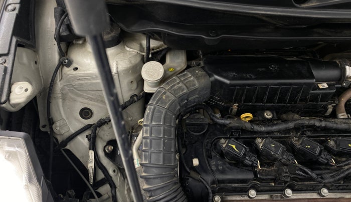 2020 Maruti Ertiga ZXI+ SHVS, Petrol, Manual, 32,513 km, Engine View - Right