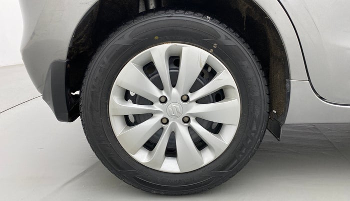 2016 Maruti Baleno DELTA PETROL 1.2, Petrol, Manual, 8,740 km, Right Rear Wheel