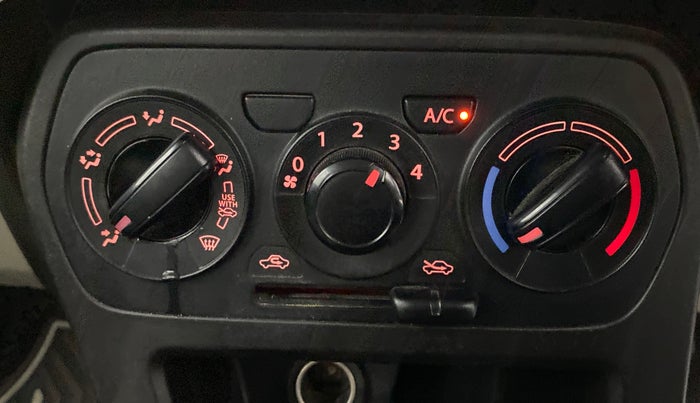 2019 Maruti New Wagon-R VXI (O) 1.2, Petrol, Manual, 68,200 km, AC Unit - Directional switch has minor damage