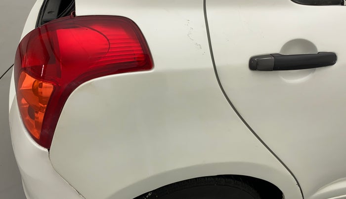 2010 Maruti Swift VXI, Petrol, Manual, 80,407 km, Right quarter panel - Minor scratches